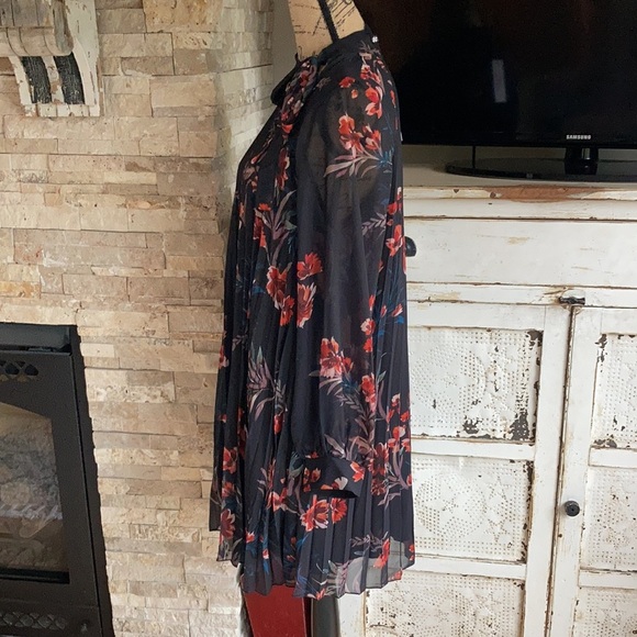 Molly Bracken black floral pleated lined long sheer sleeve swing dress tie neck - Picture 11 of 16